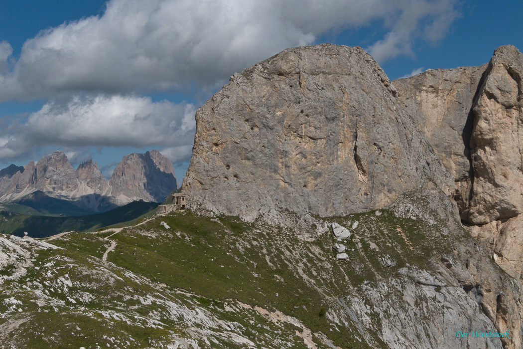 Unterminierte Felsen mit Stellungen aus dem 1. Weltkrieg, Südtirol